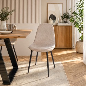 Vista ambientata Sedia imbottita colore "Velluto Tortora" con gambe in metallo modello Irelia Totò Piccinni