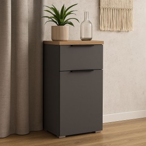 Vista ambientata Mobile colonna bagno colore "Grigio Laccato/Rovere Miele" 1 ante e 1 cassetto modello Orbis Totò Piccinni