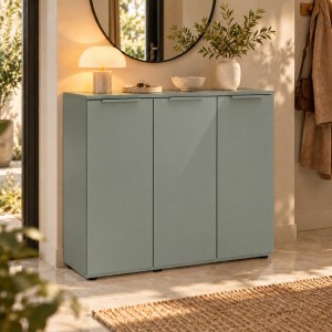 Vista ambientata Mobile Base Multiuso in legno 3 ante colore "verde salvia laccato" modello Stain Totò Piccinni