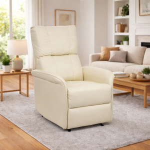 Vista ambientata Poltrona Relax in Ecopelle colore Panna reclinabile manualmente con poggiapiedi modello Lagos Totò Piccinni
