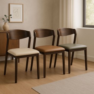 Copertina Sedie in legno massello seduta in simipelle modello Loira Totò Piccinni