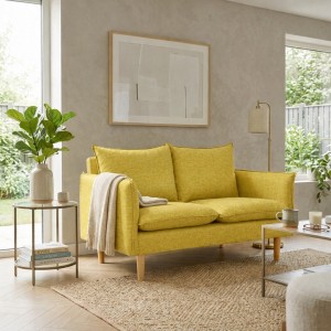 Vista ambientata Divano 2 Posti  in Tessuto colore Giallo imbottita modello Dario Totò Piccinni