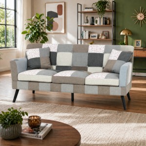 Vista ambientata Divano 3 Posti in tessuto colore Patchwork Elegant con braccioli e piedi in legno modello Ketty Totò Piccinni