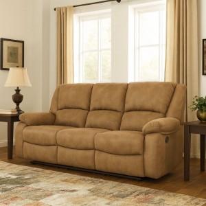 Vista ambientata Divano 3 posti relax reclinabile colore "Nabuk Cammello" con poggiapiedi modello Calipso Totò Piccinni