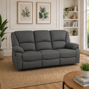 Vista ambientata di un divano 3 posti imbottito con funzione relax reclinabile e poggiapiedi in tessuto Grigio Chiaro Calipso Totò Piccinni