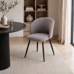 Vista ambientata Poltrona in Tessuto colore Grigio Scuro con struttura i metallo modello Bouclè Totò Piccinni
