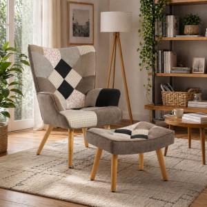 Vista ambientata Poltrona con sgabello colore Patchwork Elegant con gambe in legno modello Siesta Totò Piccinni