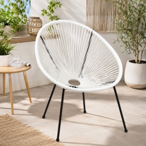 Vista ambientata Sedia relax colore Bianco con seduta in corde intrecciate e struttura in metallo modello Pavone Totò Piccinni