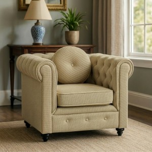 Vista ambientata  Poltrona vintage trapuntata colore "3D Beige" con piedini in legno modello Chester Totò Piccinni