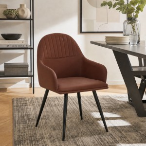 Vista ambientata Poltroncina in Similpelle colore Marrone con gambe in metallo modello Peonia Totò Piccinni