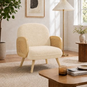 Vista ambientata Poltroncina in Velluto Bouclè colore Beige modello Daly Totò Piccinni