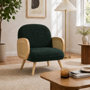 Vista ambientata Poltroncina da salotto in Velluto Bouclè colore Verde modello Daly Totò Piccinni