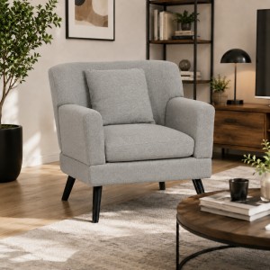 Vista ambientata Poltrona in tessuto colore Grigio con braccioli e piedi in legno modello Ketty Totò Piccinni