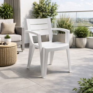 Vista ambientata sedia in polipropilene con braccioli impilabile colore "bianco" modello Emma Totò Piccinni