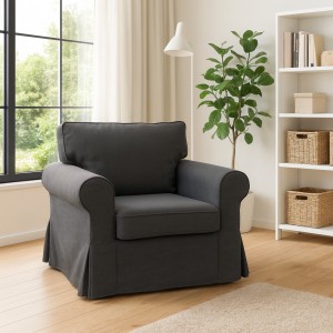 Vista ambientata Poltrona imbottita in tessuto colore Grigio Scuro con braccioli design vintage modello Country Totò Piccinni