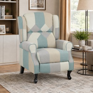 Vista ambientata Poltrona relax in Tessuto colore Patchwork Sky modello Soft comfort con poggiapiedi Totò Piccinni
