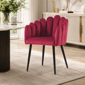 Vista ambientata Poltroncina in Velluto Imbottita colore Bordeaux con gambe in metallo modello Margherita Totò Piccinni