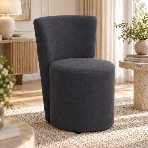 Vista ambientata Poltroncina imbottita artigianale made in italy in tessuto colore "grigio scuro" modello Tacco Totò Piccinni