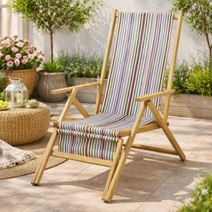 Vista ambientata Sedia Sdraio mare colore "Nero/Rosa" con prolunga struttura in legno e tela richiudibile modello Positano Totò Piccinni