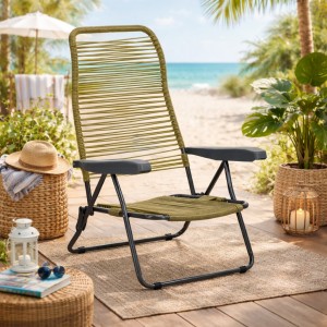 Vista ambientata Spiaggina cordonata colore Tortora con braccioli e 6 posizioni modello Marina Totò Piccinni