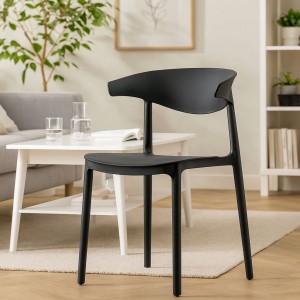 Sedia in Polipropilene colore Nero design impilabile resistente ai raggi UV modello Spider Totò Piccinni