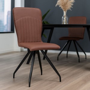 Vista ambientata Sedia in Similpelle colore Marrone con gambe in metallo modello Minerva Totò Piccinni