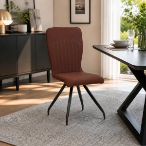 Vista ambientata Sedia in Similpelle colore Marrone con gambe in metallo modello Minerva Totò Piccinni