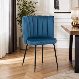 Vista ambientata Poltroncina in Velluto colore Ottanio con gambe in metallo modello Imperiale Totò Piccinni