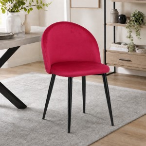 Vista ambientata Poltroncina in Velluto colore Bordeaux con gambe in metallo modello Olimpia Totò Piccinni