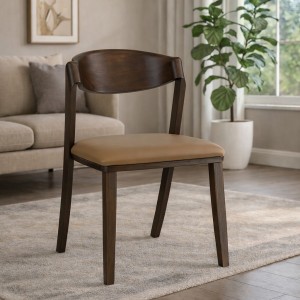 Vista ambientata Sedia in Legno massello con seduta in similpelle colore Marrone modello Loira Totò Piccinni