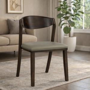 Vista ambientata Sedia in Legno massello con seduta in similpelle colore Tortora modello Loira Totò Piccinni