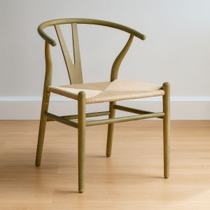 Vista ambientata Sedia in legno colore Marrone Chiaro con braccioli e schienale ergonomico modello Nordica Totò Piccinni