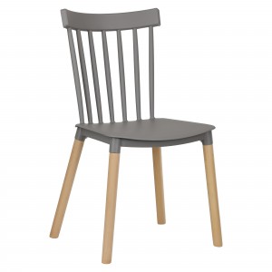 Vista diagonale Sedia in Polipropilene colore Grigio con gambe in legno design moderno modello Country Totò Piccinni