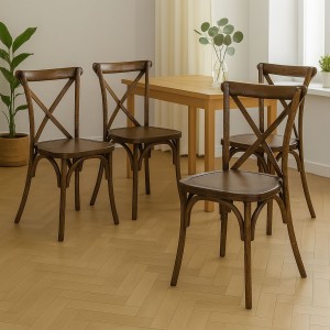 Vista ambientata Set 4 Sedie in Kit in polipropilene effetto legno colore Noce modello Cross Totò Piccinni