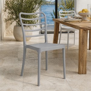 Vista ambientata Sedia da esterno in Polipropilene colore Grigio design impilabile modello Arco Totò Piccinni