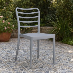 Vista ambientata Sedia da esterno in Polipropilene colore Grigio design impilabile modello Arco Totò Piccinni