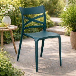 Vista ambientata Sedia da esterno in polipropilene in fibra di vetro colore Petrolio modello Scotland Totò Piccinni