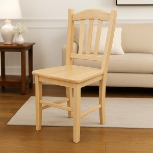 Vista ambientata di una sedia legno paesana Silvana artigianale colore Naturale Totò Piccinni