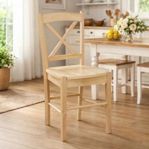 Vista ambientata Sedia in Kit in Legno colore Rovere Naturale modello Creta Totò Piccinni