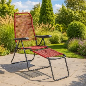 Vista ambientata Sdraio cordonata colore Rosso con 6 posizioni e poggiapiedi made in italy modello String Totò Piccinni