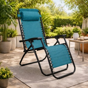 Vista ambientata Sedia a sdraio Gravity gravità zero reclinabile e pieghevole adatta ad ambienti esterni in robusto acciaio e resistente textilene lavabile colore Petrolio