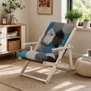 Vista ambientata poltrona sedia sdraio harmony relax in legno pieghevole con 3 posizioni Patchwork Moon Totò Piccinni