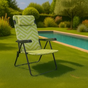 Vista ambientata Sdraio colore "Verde Mosaico" con braccioli e cuscino in Textilene modello Lipbul Totò Piccinni