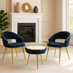 Vista ambientata Set tavolino 2 poltroncine vellutato imbottito colore Blu finitura in oro modello Royal C Totò Piccinni