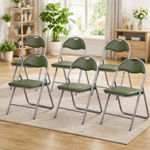 Vista ambientata Set di 6 sedie pieghevoli salvaspazio imbottite ecopelle colore Verde Totò Piccinni