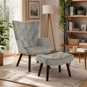 Vista ambientata Poltrona con sgabello colore Velluto Beige con gambe in legno modello Siesta Totò Piccinni