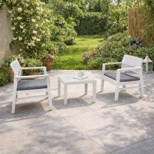 Vista ambientata Set da giardino in Polipropilene colore Bianco con cuscini modello Kraka Totò Piccinni