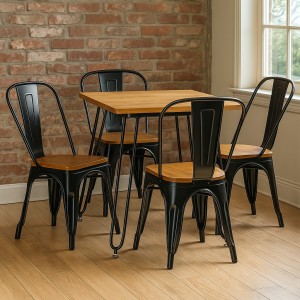 Vista ambientata Set da giardino in metallo con sedie con seduta in legno colore Vintage Nero design industriale Totò Piccinni