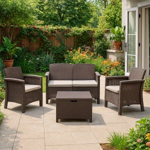 Vista ambientata Set da giardino in rattan divano 2 poltrone e tavolino colore Tortora con cuscini modello Venezia Totò Piccinni