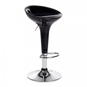 vista diagonale sgabello bar nashville girevole 360 gradi regolabile in altezza nero Totò Piccinni 